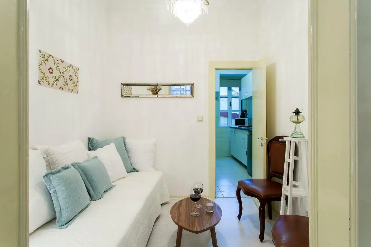 Alfama Vintage Apartments By Altido